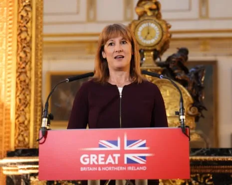 UK Treasury Debt Rises to Surprising £18bn in August